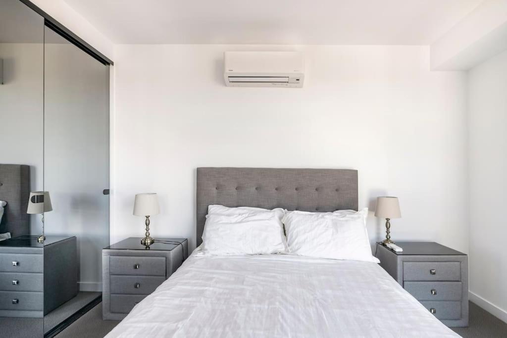 شقة Skyone Lux 2Bed2Bath Aprt In Boxhill And Free Carpark بوكسهل المظهر الخارجي الصورة